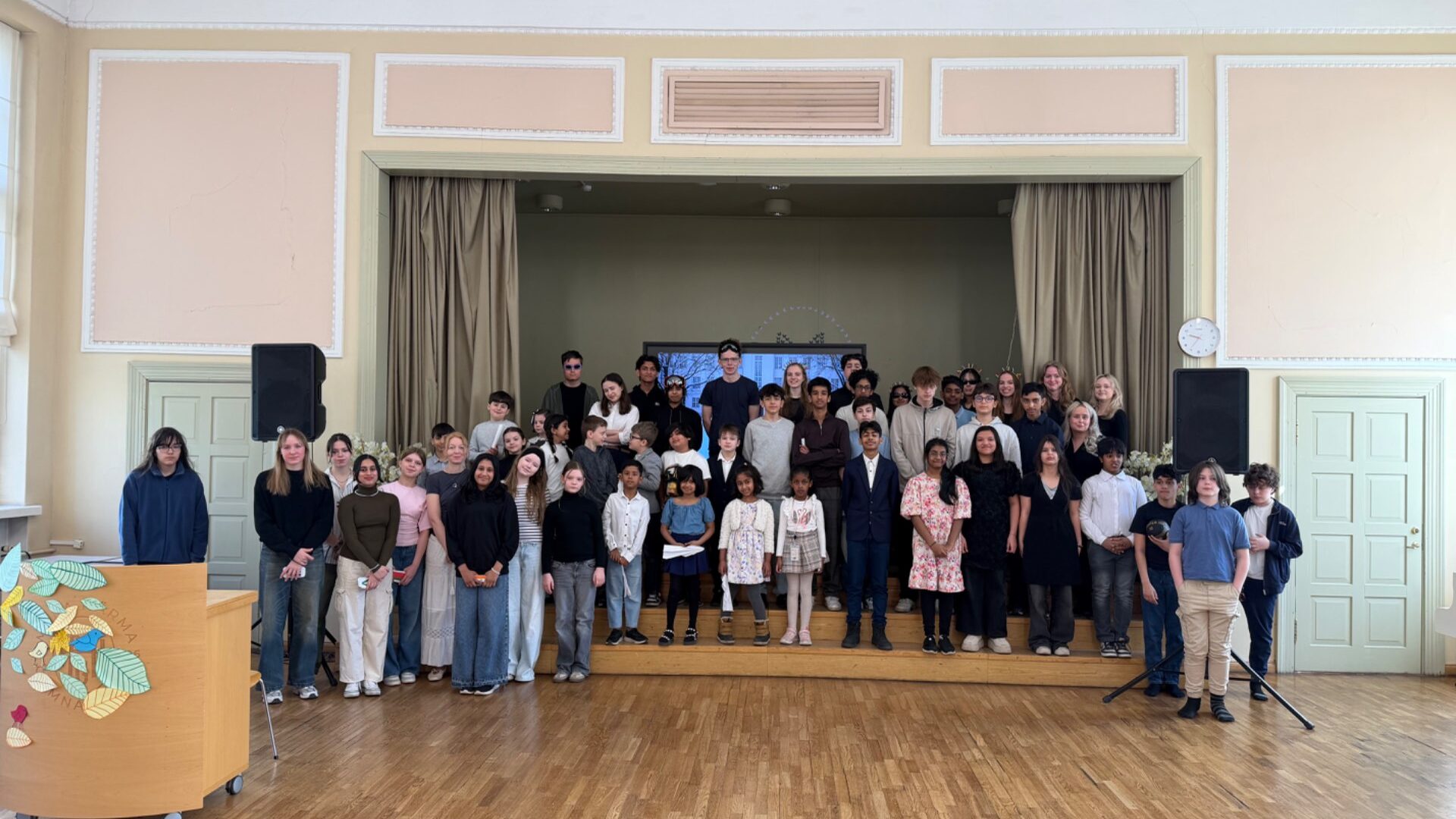 Reedel, 27. märtsil toimus eesti keele pidu rahvusvahelistele õpilastele. Sündmus kandis nime “Üks kool – Miina Härma Gümnaasium” ja oli pühendatud kooli sünnip