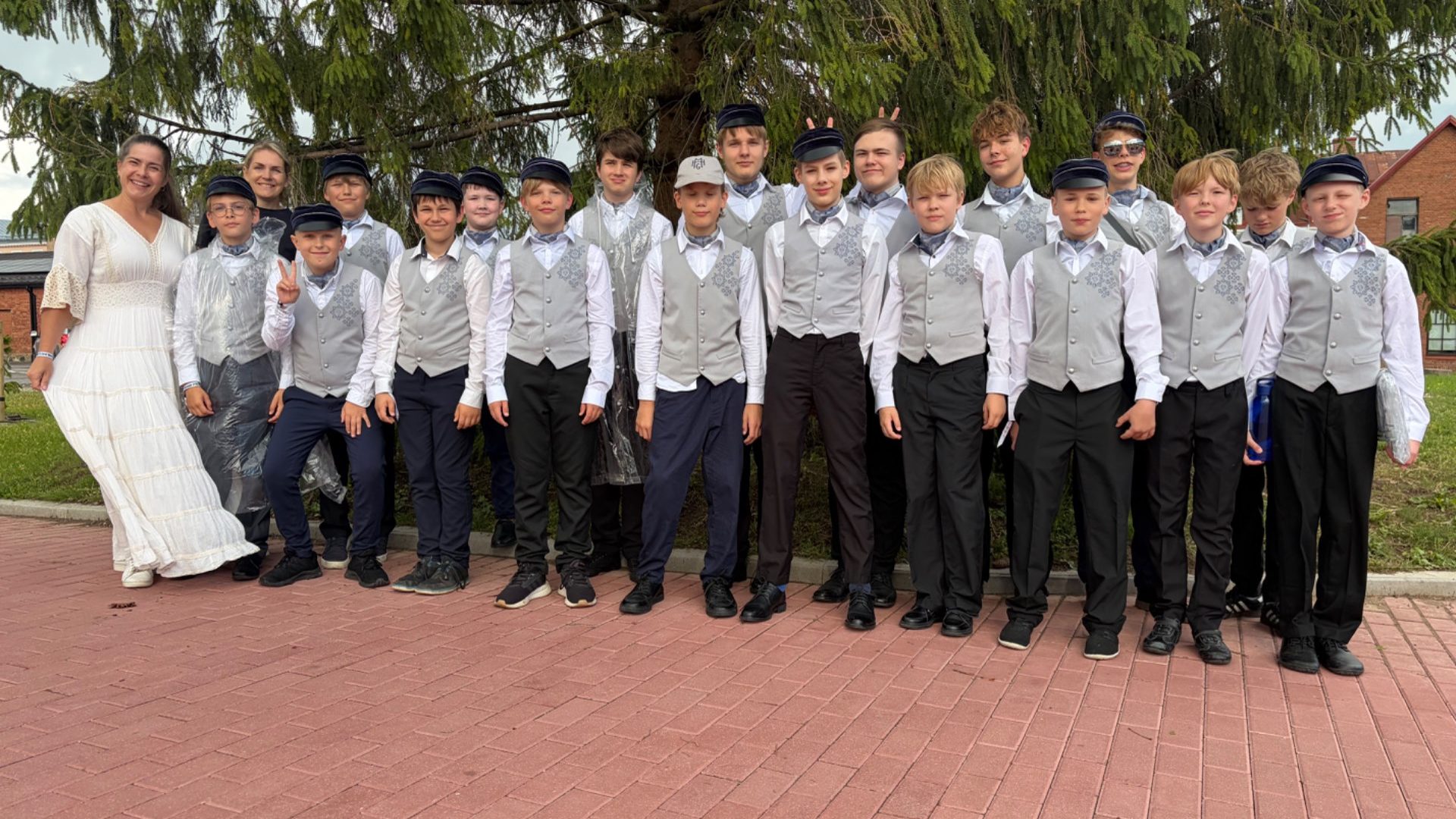 4. juulil 2026 toimus Viljandi lauluväljakul Eesti Meestelaulu Seltsi korraldatud suvine laulupäev „Hoian pulssi lauluga“, mis tõi kokku poiste- ja meeskoorid ü